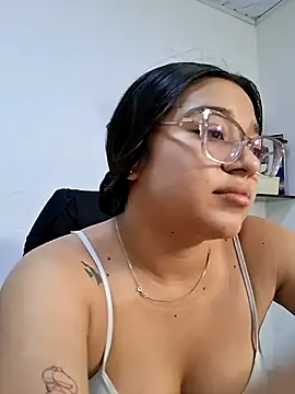 -VICKKY online show from 1, 7, 2026