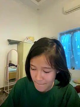 Snapshot of thithi8369 chatting on 5, 12, 2024 thithi8369 online show from 5, 12, 2024