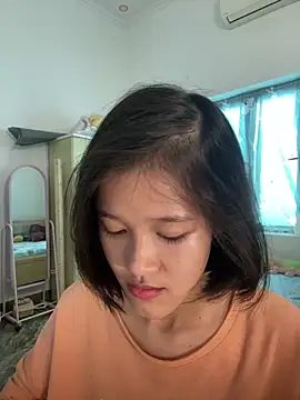 Snapshot of thithi8369 chatting on 2, 1, 2025 thithi8369 online show from 2, 1, 2025