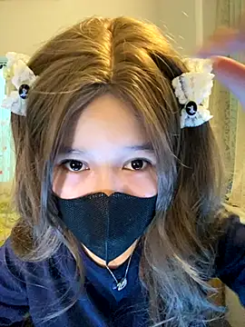 Snapshot of thithi8369 chatting on 18, 9, 2025 thithi8369 online show from 18, 9, 2025