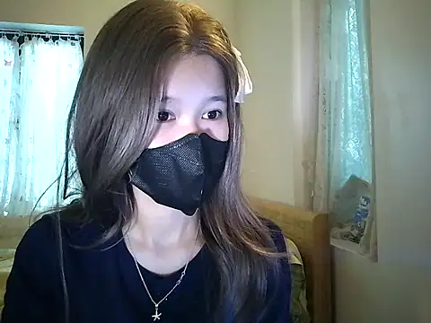 Snapshot of thithi8369 chatting on 9, 11, 2025 thithi8369 online show from 9, 11, 2025