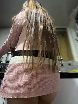 Emiily lee online show from 20, 10, 2025