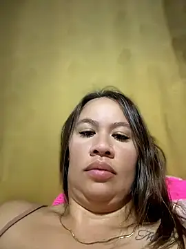 Snapshot of Emiily_lee chatting on 24, 5, 2026 Emiily lee online show from 24, 5, 2026