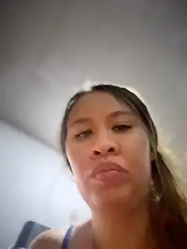 Snapshot of Emiily_lee chatting on 30, 5, 2026 Emiily lee online show from 30, 5, 2026