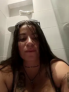 Alona Evans online show from 6, 3, 2025