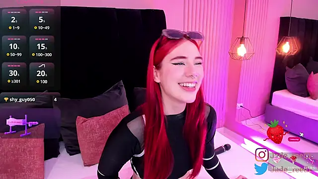 Snapshot of jade_reeed chatting on 17, 1, 2025 jade reeed online show from 17, 1, 2025