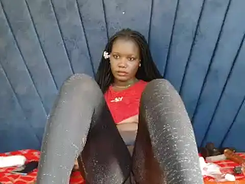 Snapshot of Layla_Amish1 chatting on 13, 6, 2026 Layla Amish1 online show from 13, 6, 2026