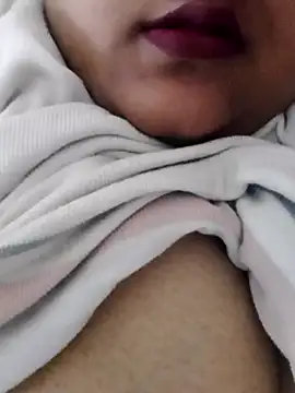 Snapshot of smile_pretty chatting on 12, 12, 2024 smile pretty online show from 12, 12, 2024