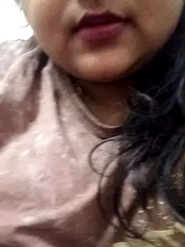 Snapshot of smile_pretty chatting on 12, 12, 2024 smile pretty online show from 12, 12, 2024