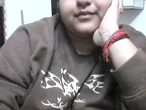 Snapshot of smile_pretty chatting on 17, 2, 2025 smile pretty online show from 17, 2, 2025