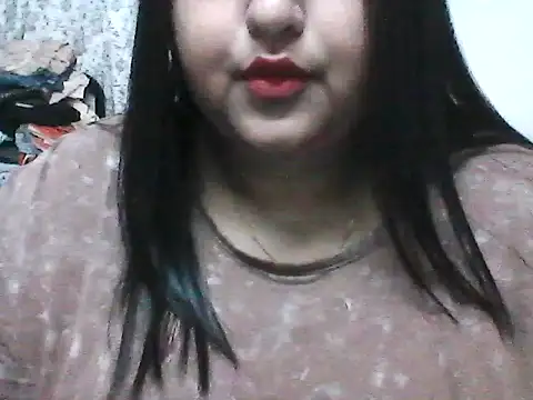 Snapshot of smile_pretty chatting on 24, 2, 2025 smile pretty online show from 24, 2, 2025