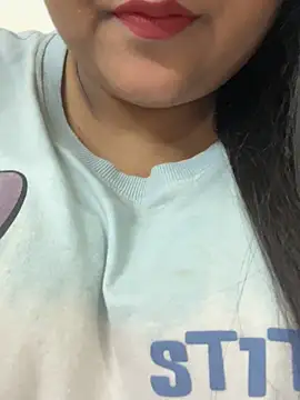 Snapshot of smile_pretty chatting on 3, 10, 2025 smile pretty online show from 3, 10, 2025