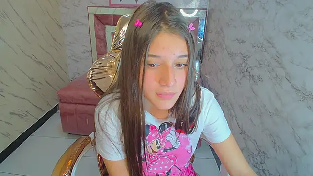 Snapshot of _Emily_v chatting on 27, 12, 2024 Emily v online show from 27, 12, 2024