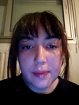 Snapshot of Lynylou chatting on 19, 5, 2026 Lynylou online show from 19, 5, 2026