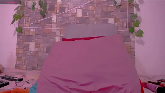 CrazyRousex online show from 9, 3, 2026