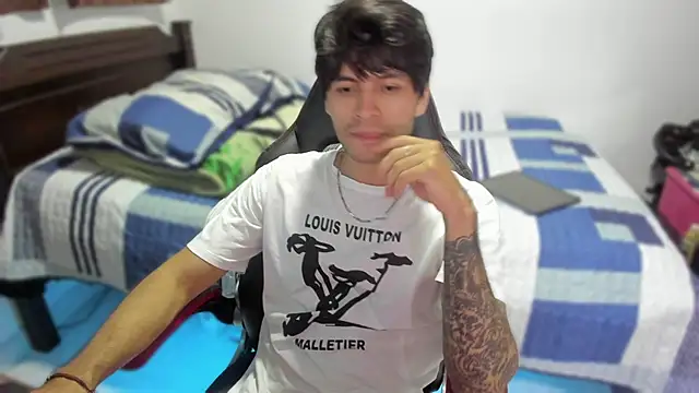 justin stark7 online show from 6, 12, 2024