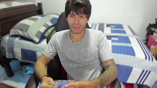 justin stark7 online show from 24, 12, 2024