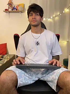 Snapshot of justin_stark7 chatting on 4, 2, 2026 justin stark7 online show from 4, 2, 2026