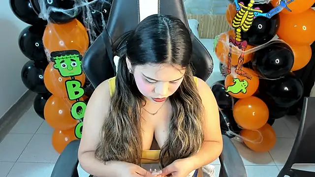 samy 19  online show from 21, 10, 2025