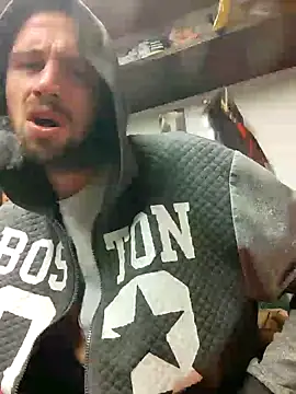 Snapshot of Rejtelmesest chatting on 25, 12, 2024 Rejtelmesest online show from 25, 12, 2024