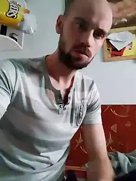 Snapshot of Rejtelmesest chatting on 21, 1, 2025 Rejtelmesest online show from 21, 1, 2025