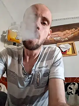 Snapshot of Rejtelmesest chatting on 5, 2, 2025 Rejtelmesest online show from 5, 2, 2025