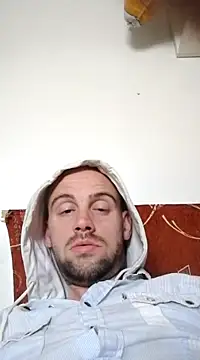 Snapshot of Rejtelmesest chatting on 5, 3, 2025 Rejtelmesest online show from 5, 3, 2025