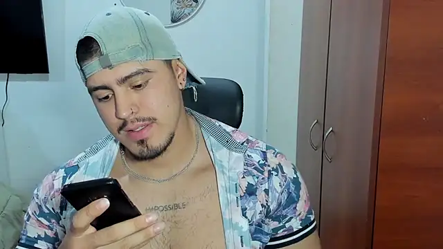 Snapshot of Baltazar_Dupont chatting on 4, 12, 2025 Baltazar Dupont online show from 4, 12, 2025