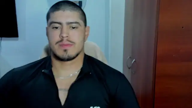 Snapshot of Baltazar_Dupont chatting on 20, 12, 2025 Baltazar Dupont online show from 20, 12, 2025