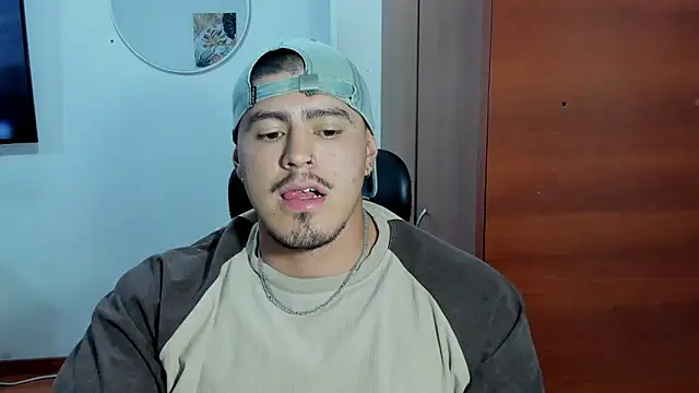 Snapshot of Baltazar_Dupont chatting on 7, 1, 2026 Baltazar Dupont online show from 7, 1, 2026