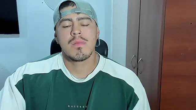 Snapshot of Baltazar_Dupont chatting on 17, 1, 2026 Baltazar Dupont online show from 17, 1, 2026