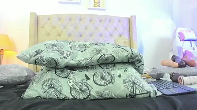 allisson m online show from 13, 2, 2025