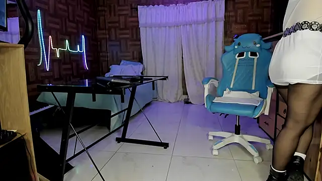 Cristina Vanegas631 online show from 12, 11, 2025