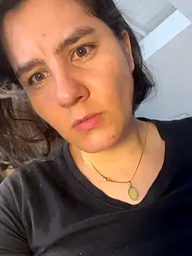 Snapshot of Cristina_Vanegas631 chatting on 20, 12, 2025 Cristina Vanegas631 online show from 20, 12, 2025