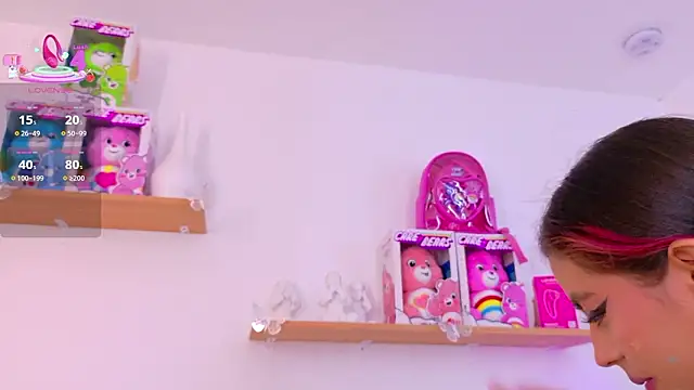 Snapshot of emily_bank chatting on 9, 3, 2026 emily bank online show from 9, 3, 2026