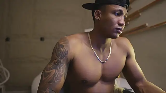 Logan Varela online show from 27, 2, 2026