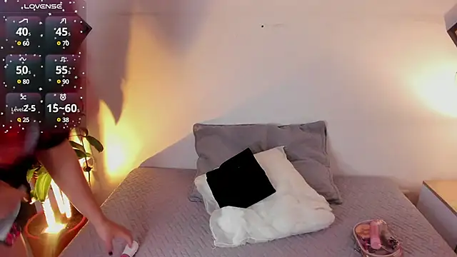 Snapshot of Agatha_Vixen chatting on 4, 2, 2025 Agatha Vixen online show from 4, 2, 2025