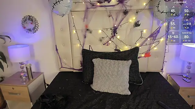 Snapshot of Agatha_Vixen chatting on 31, 10, 2025 Agatha Vixen online show from 31, 10, 2025