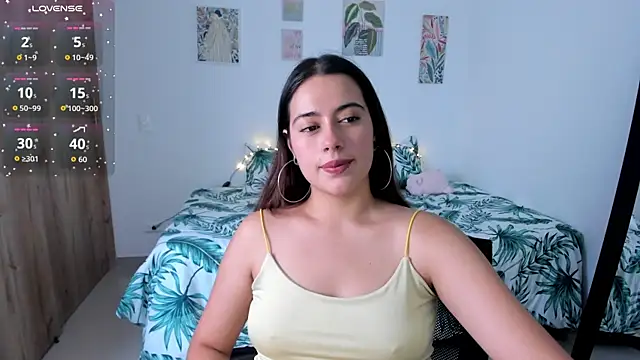 Snapshot of Agatha_Vixen chatting on 2, 11, 2025 Agatha Vixen online show from 2, 11, 2025