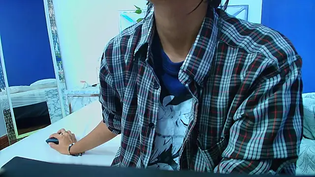 Snapshot of yourcuteneighbourr chatting on 28, 12, 2024 yourcuteneighbourr online show from 28, 12, 2024