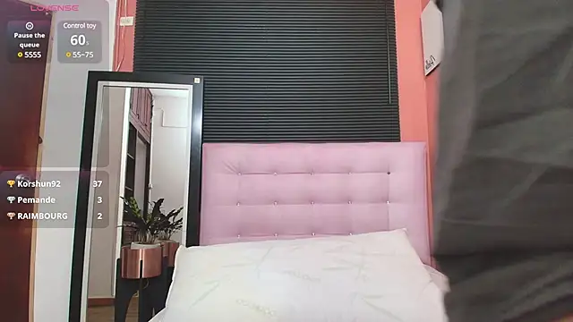 Snapshot of yourcuteneighbourr chatting on 16, 1, 2025 yourcuteneighbourr online show from 16, 1, 2025