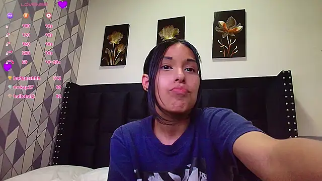 Snapshot of yourcuteneighbourr chatting on 18, 1, 2025 yourcuteneighbourr online show from 18, 1, 2025