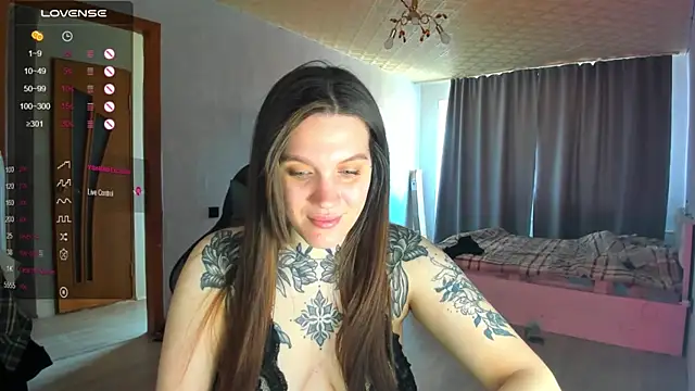 AizaRose online show from 1, 3, 2026