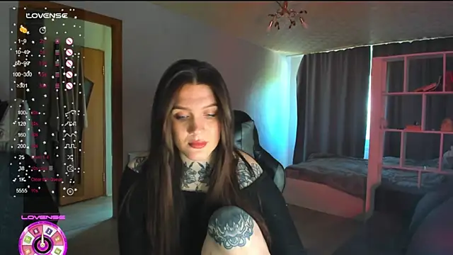 Snapshot of AizaRose chatting on 13, 5, 2026 AizaRose online show from 13, 5, 2026
