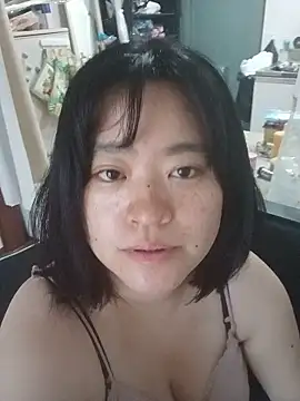 Snapshot of raakotan chatting on 7, 7, 2026 raakotan online show from 7, 7, 2026