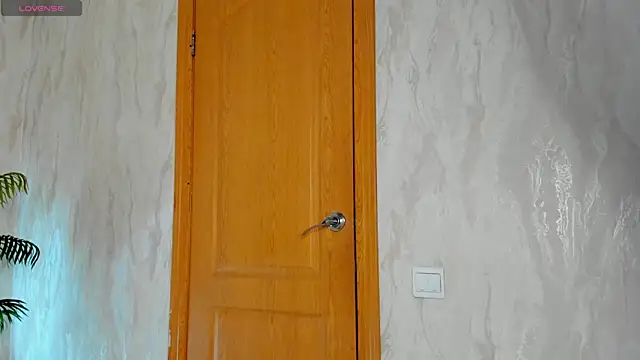 Valerie Woods online show from 5, 3, 2026