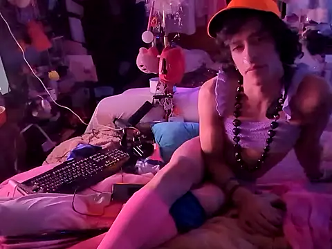 gurlnips online show from 22, 1, 2025