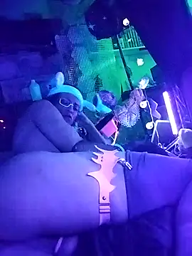 gurlnips online show from 22, 3, 2026