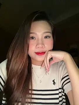 Snapshot of Bae1103 chatting on 2, 2, 2025 Bae1103 online show from 2, 2, 2025