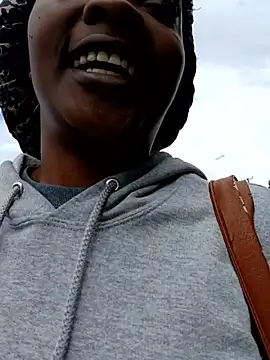  fiffii online show from 17, 4, 2026